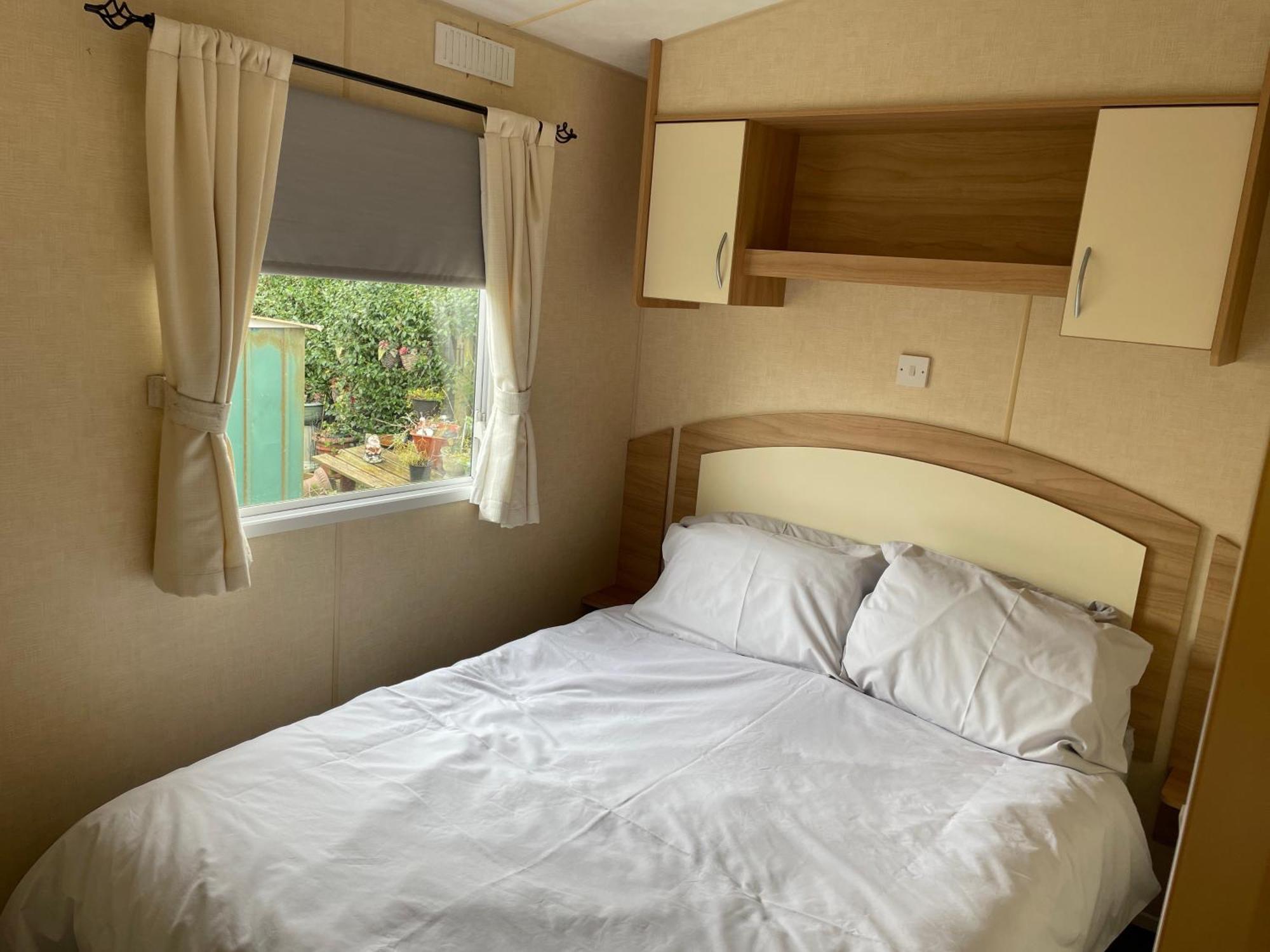 The Luxury Wolds Retreat 6 Berth 3 Bedrooms Beds Made For Arrival Wifi Ingoldmells Exterior photo