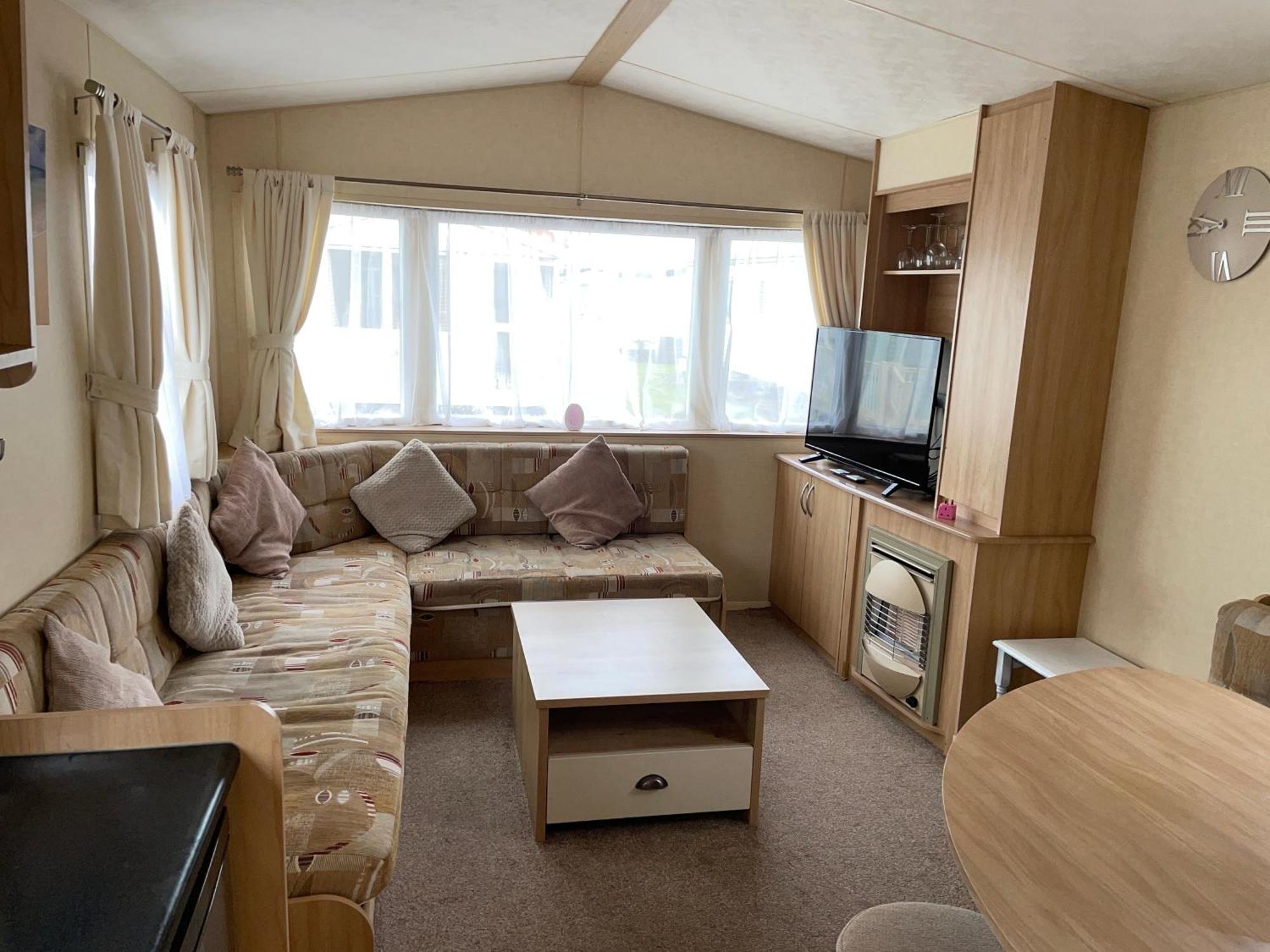 The Luxury Wolds Retreat 6 Berth 3 Bedrooms Beds Made For Arrival Wifi Ingoldmells Exterior photo